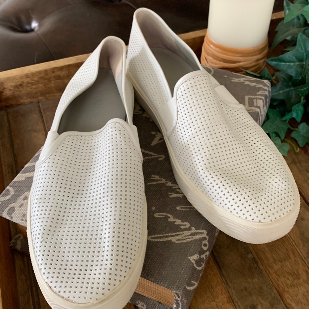 Vince sneakers white size 8